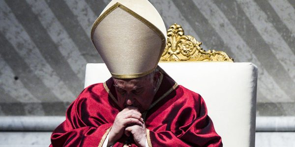 homilia-papieskiego-kaznodziei-podczas-liturgii-meki-panskiej