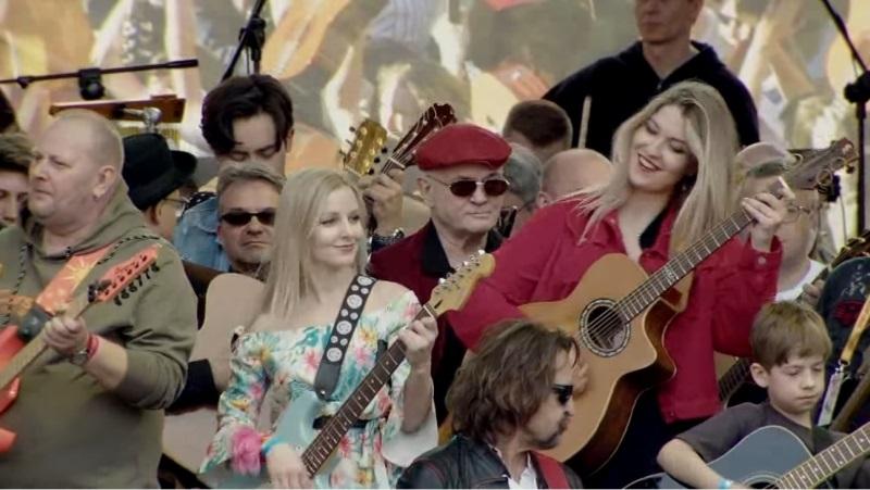 7676-gitarzystow-zagralo-we-wroclawiu-utwor-„hey-joe”.-to-nowy-rekord-swiata