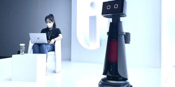 chiny:-xiaowei,-robot-domowy-pierwszej-generacji