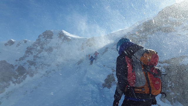 Alpinista przemysłowy - na czym polega ta praca i jak zacząć? - 1 2026
